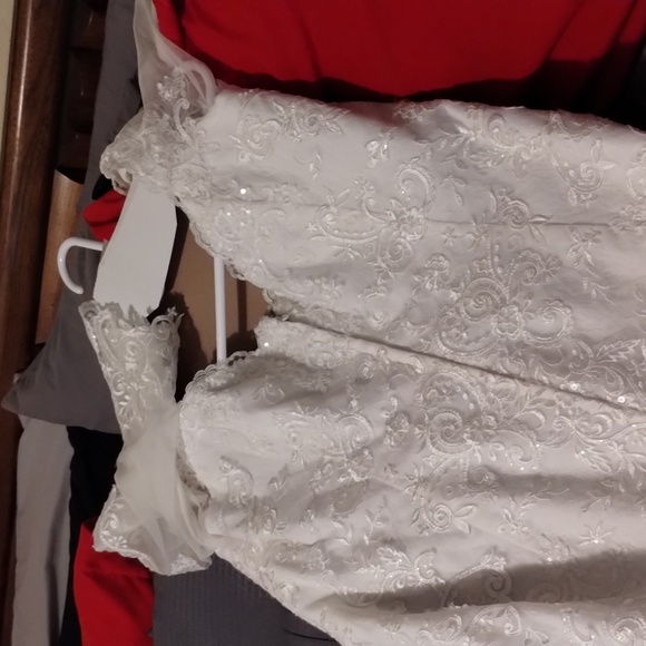 wedding dress - Picture 3 of 5